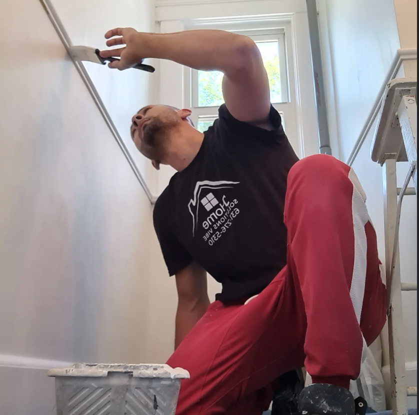 JHome Solutions Vibe professional handyman at work